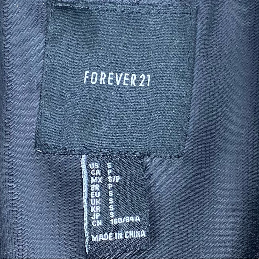 Forever 21 Leopard Animal Print Faux Fur Luxe Runway Statement Topper Coat S - Picture 4 of 12